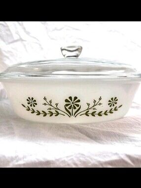 Vintage GlassBake Green Daisy 235 2qt Casserole Dish With Lid